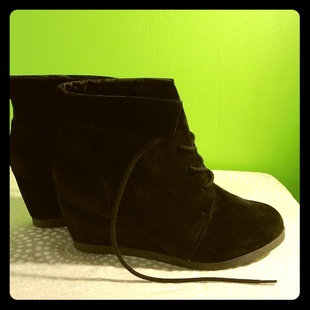 Madden Girl Black Wedge Velvet Booties